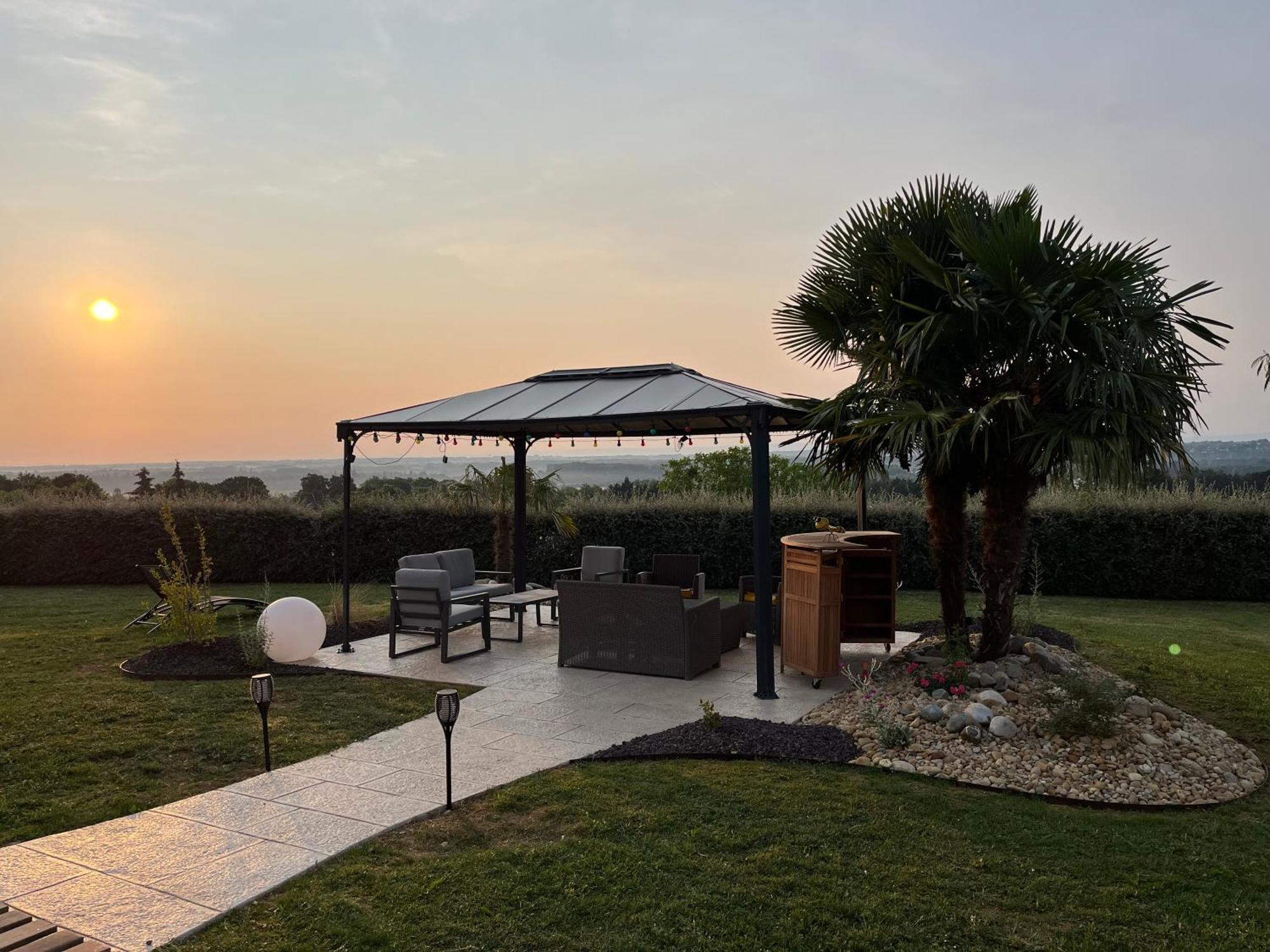 Hotel Le Kolibri Tournus Luaran gambar